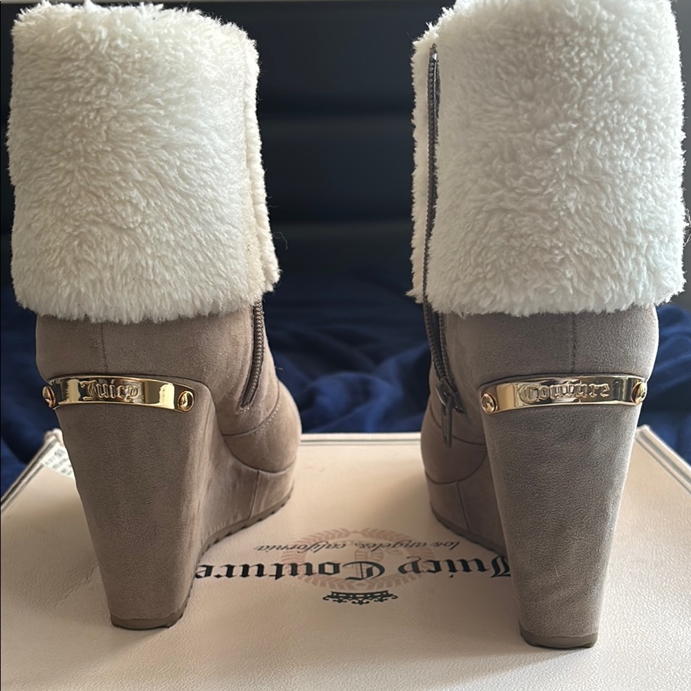 Juicy Couture Grey Wedge Boots with White Accents